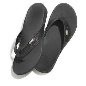 NWT REEF ORTHO-SPRING FLIP FLOPS WOMEN SIZE 9